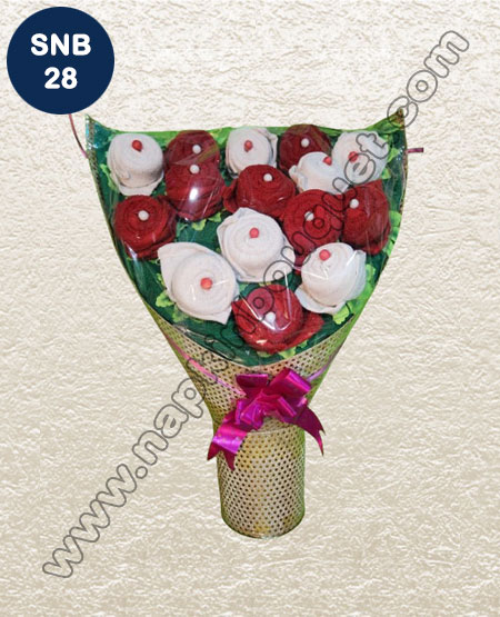 COUPLE NAPKIN BOUQUET